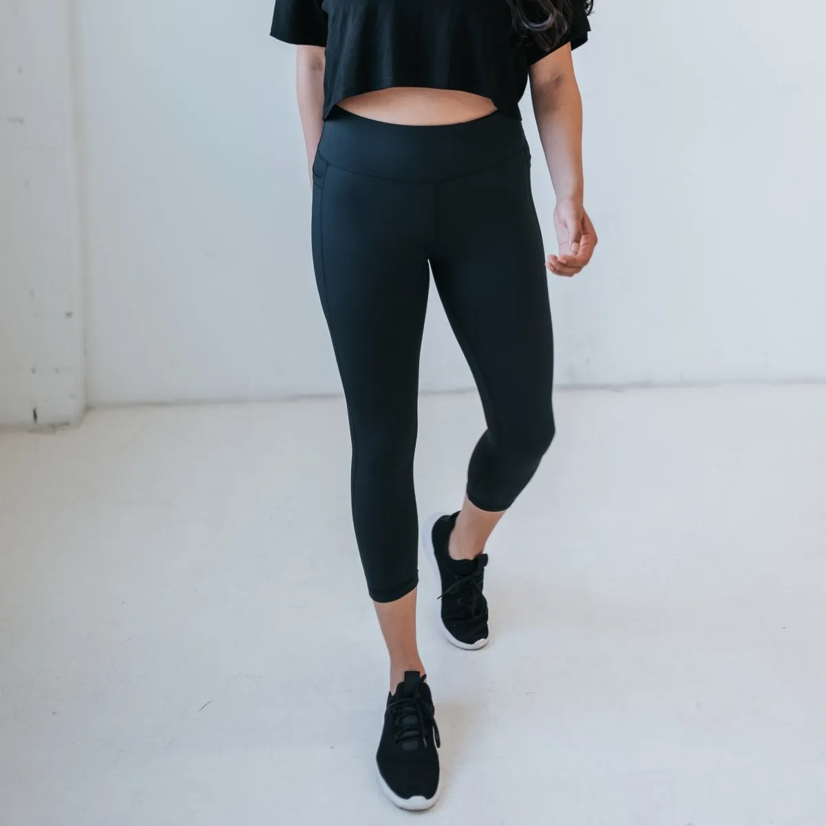 7/8 Capris - Black